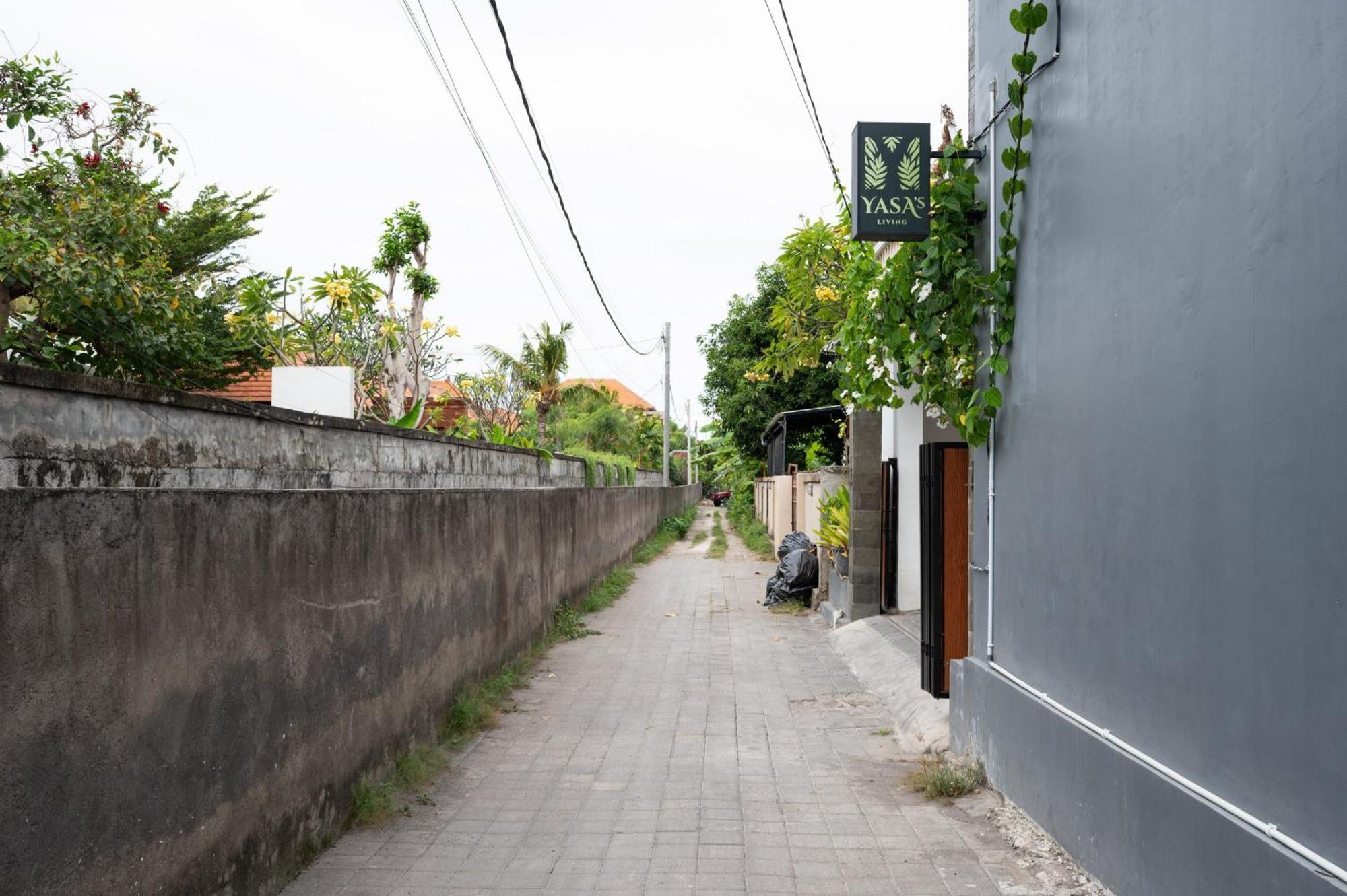 Reddoorz Plus At Yasa'S Living Denpasar Санур Екстер'єр фото
